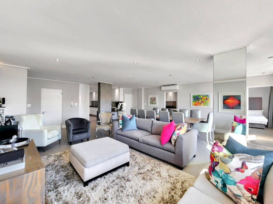 2 Bedroom Property for Sale in Sea Point Western Cape